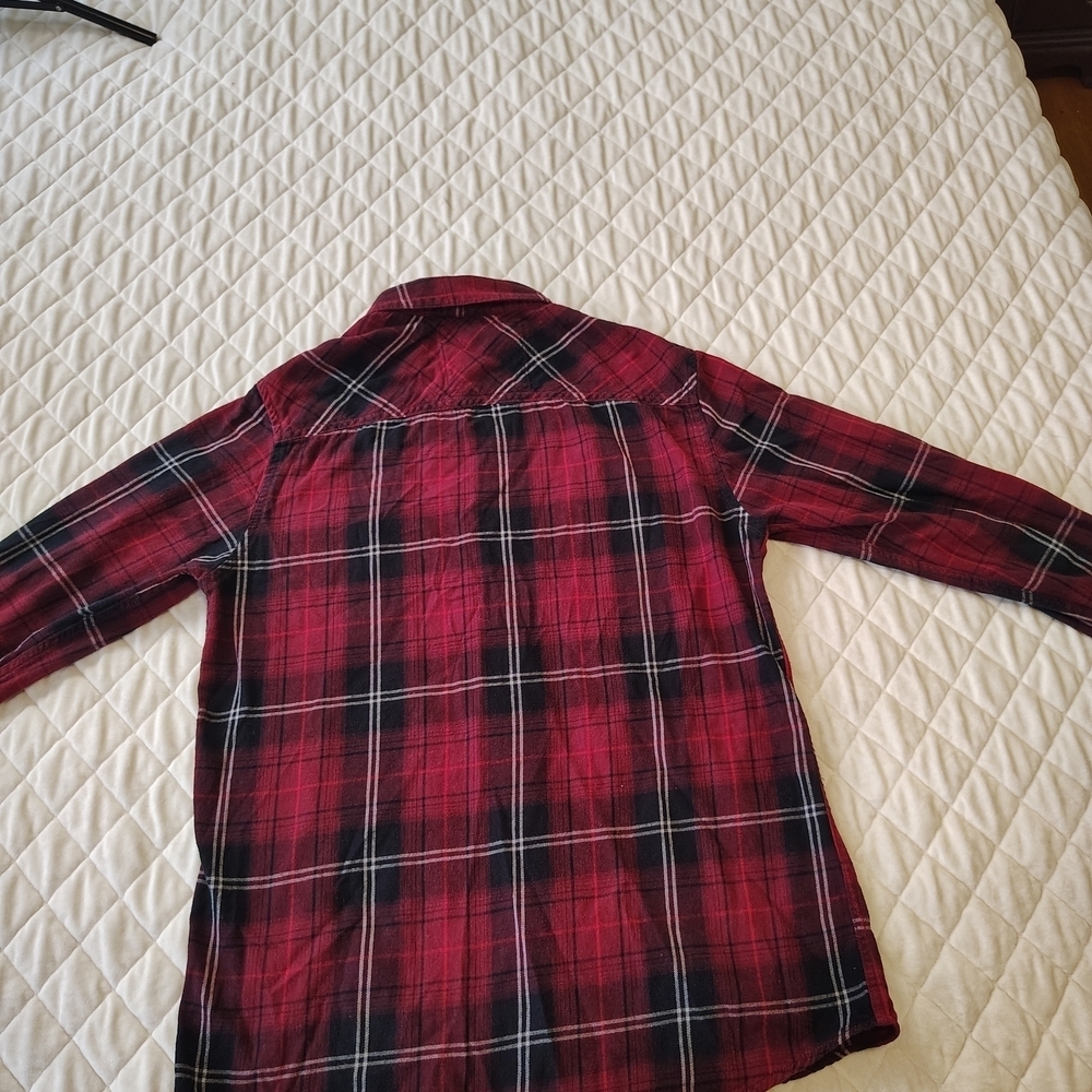 Roebuck & Co Men's Red Plaid Casual Button-Down Shirt Size M. - Picture 6 of 6